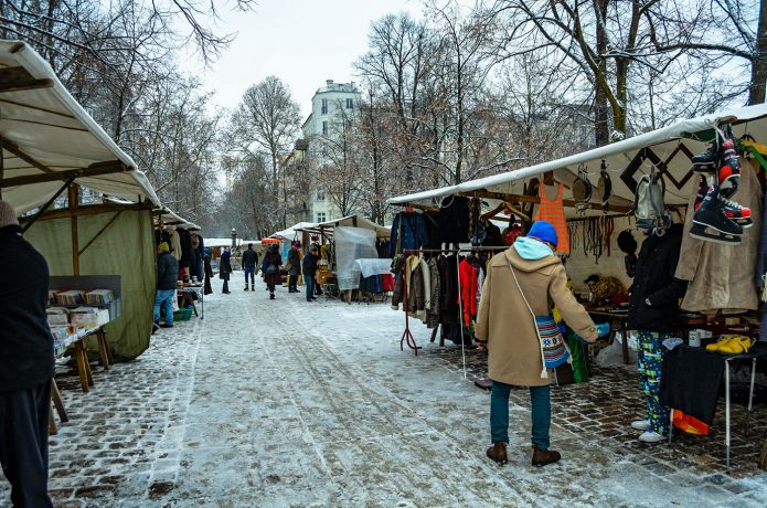 Блошиный рынок Arkonaplatz зимой